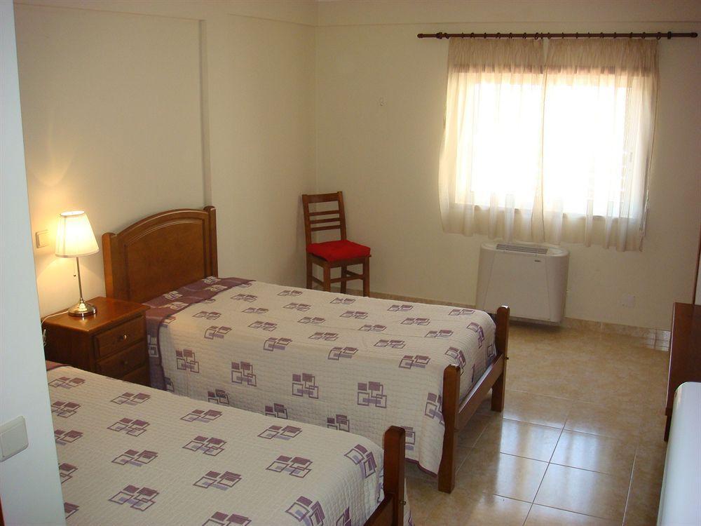 Residencia Santa Marta Tomar Bagian luar foto