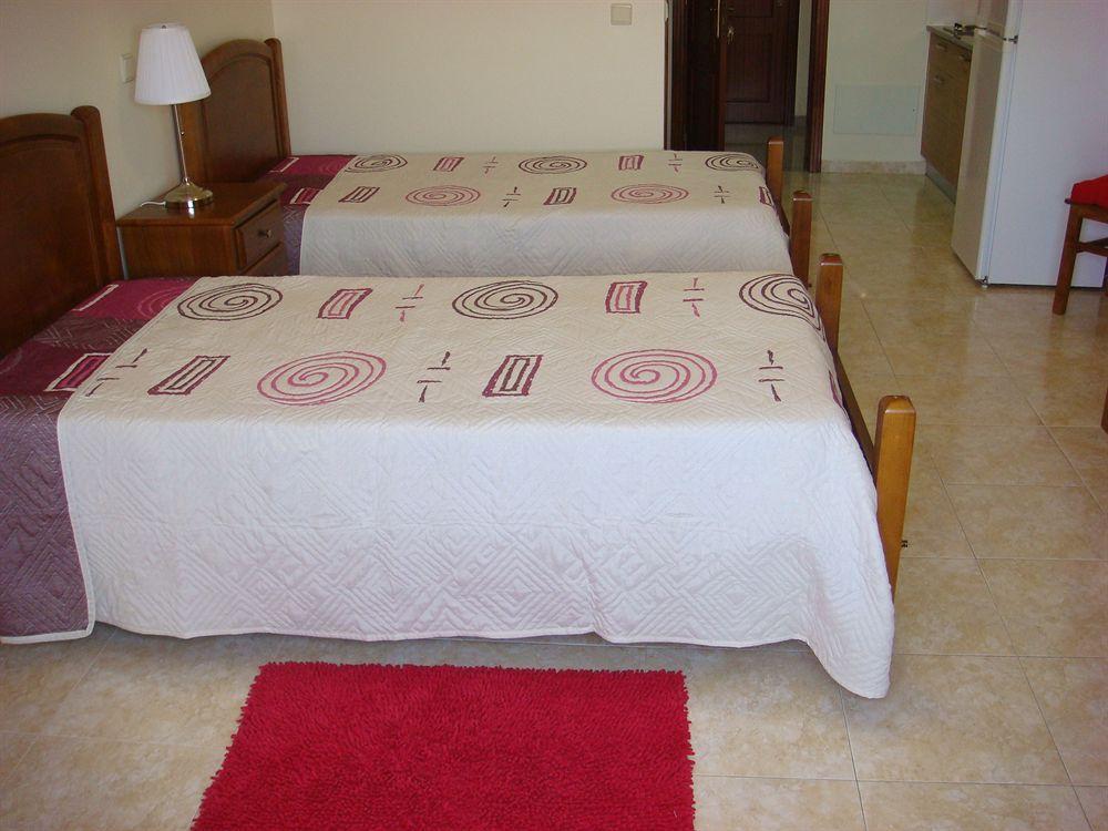 Residencia Santa Marta Tomar Bagian luar foto